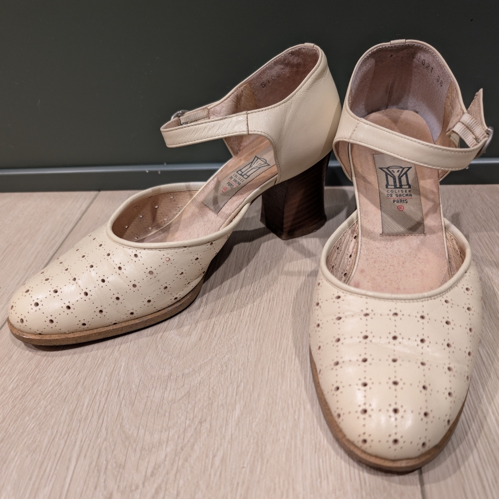 Vintage Colisee De Sacha Paris Mary Jane Heels